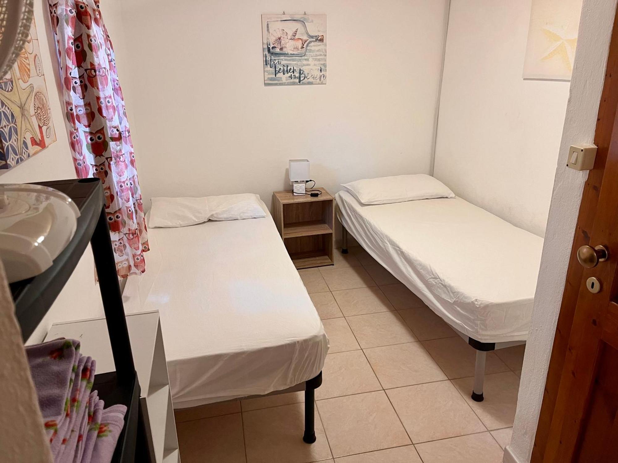Rustico Porto Pino 30 Mt Dalla Spiaggia 外观 照片